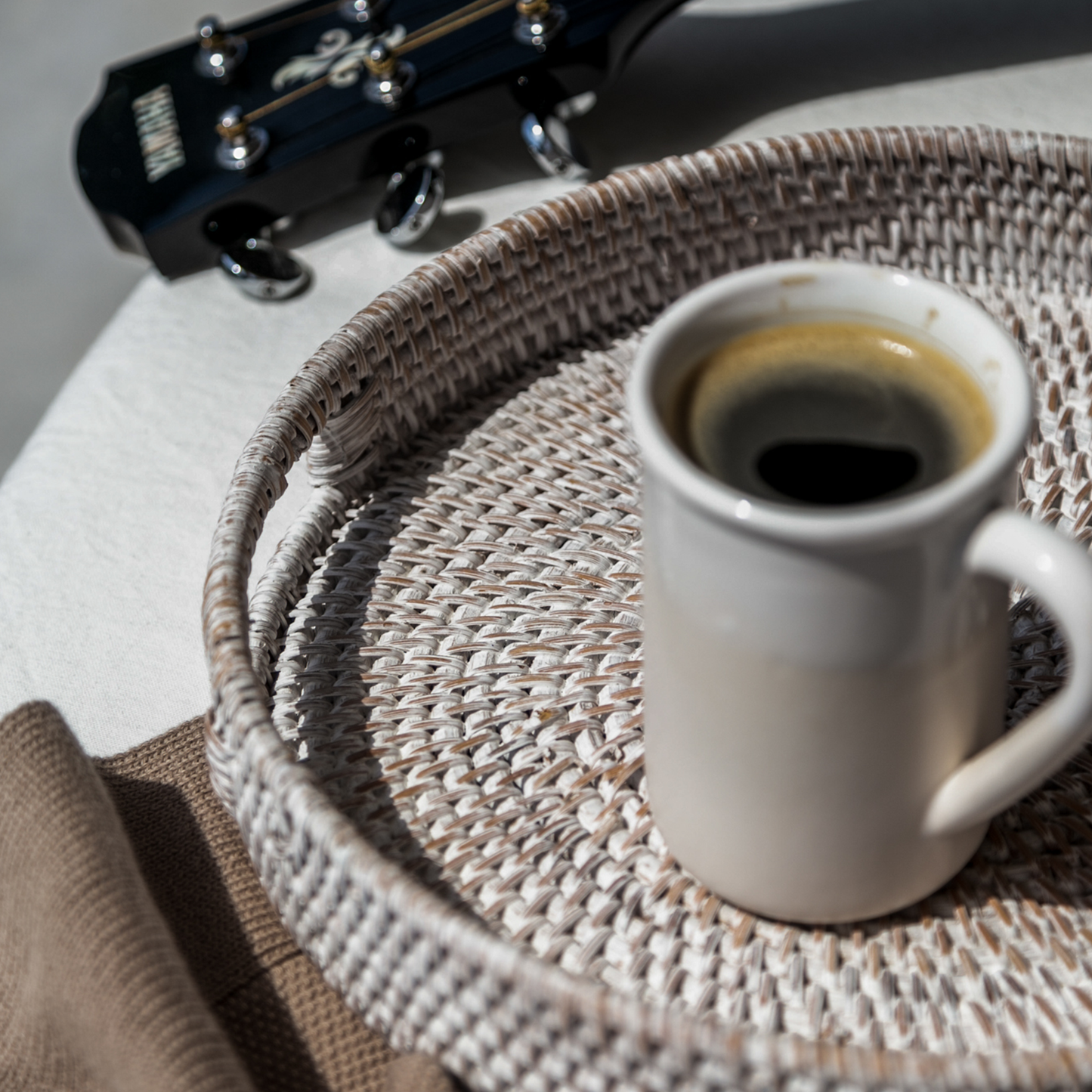 Round Rattan Tray — Decorative White Woven Tray