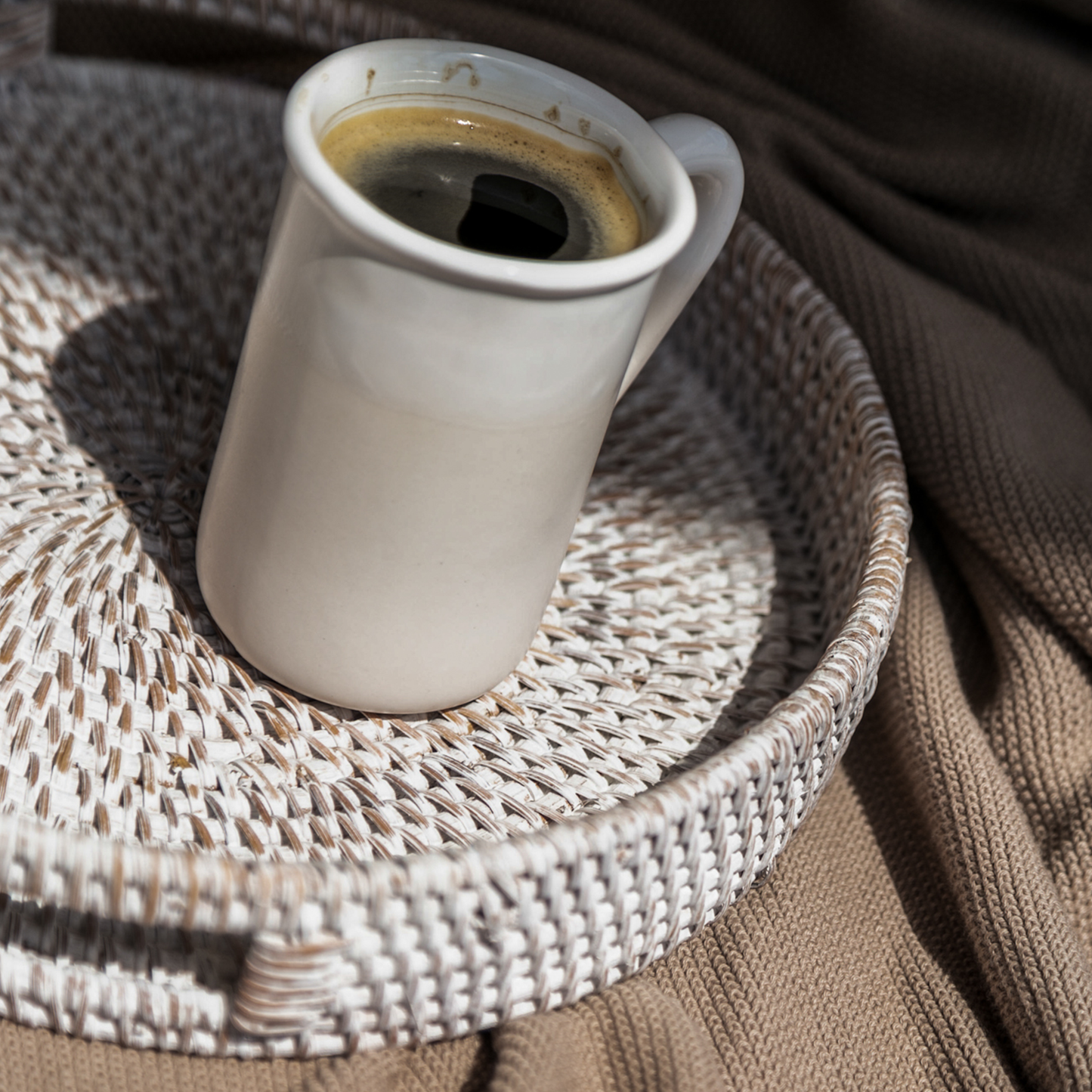 Round Rattan Tray — Decorative White Woven Tray